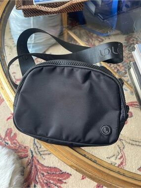 Lolë Black Nylon Crossbody Bag Adjustable Logo Strap